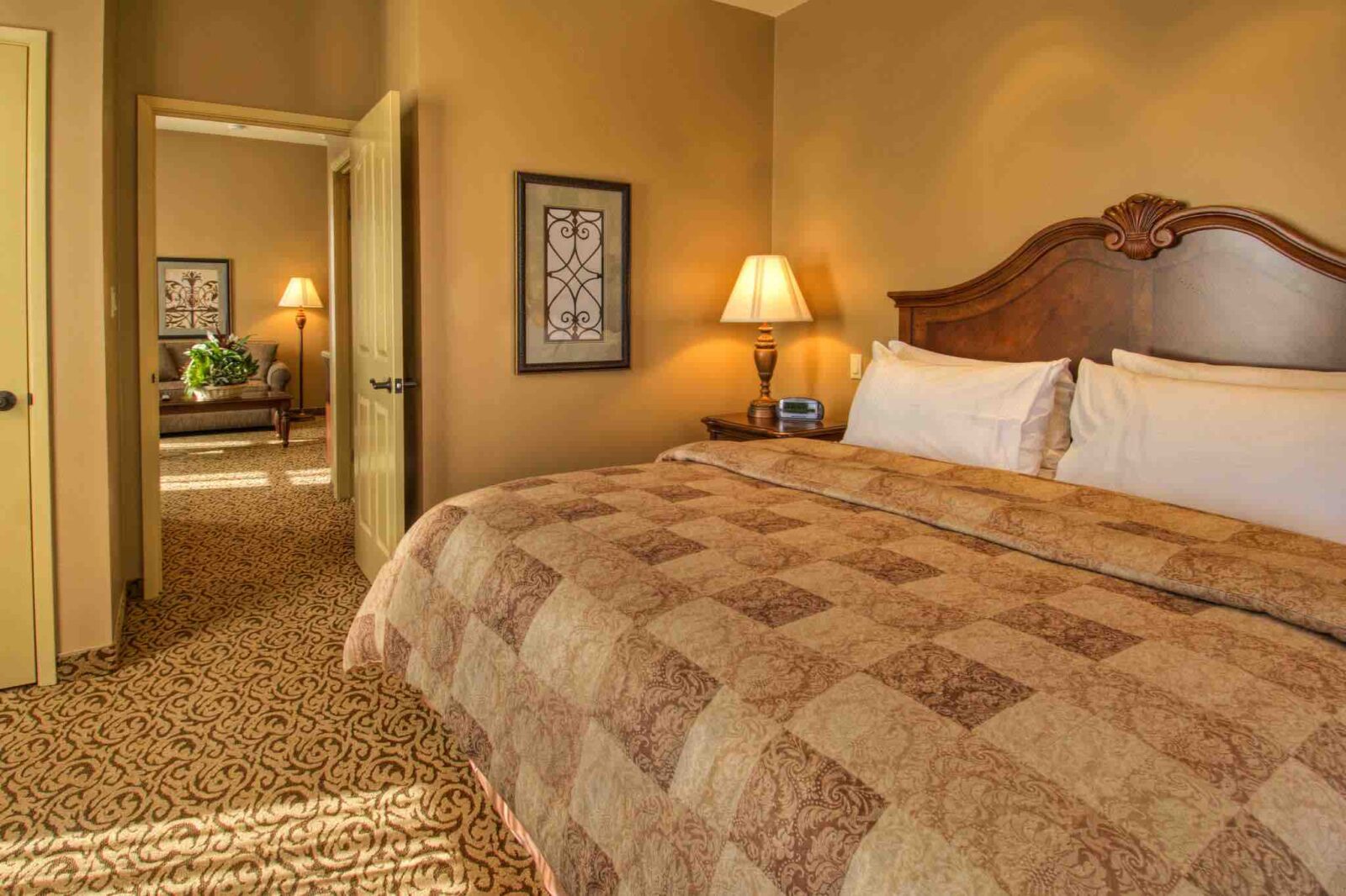 The Top Luxury Hotels in Stratford Ontario & Great Places To Stay
