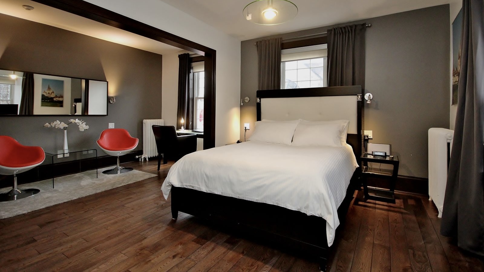 Queen-Suite-with-Fireplace Swiss Hotel Ottawa one of the best boutique hotels in Ontario