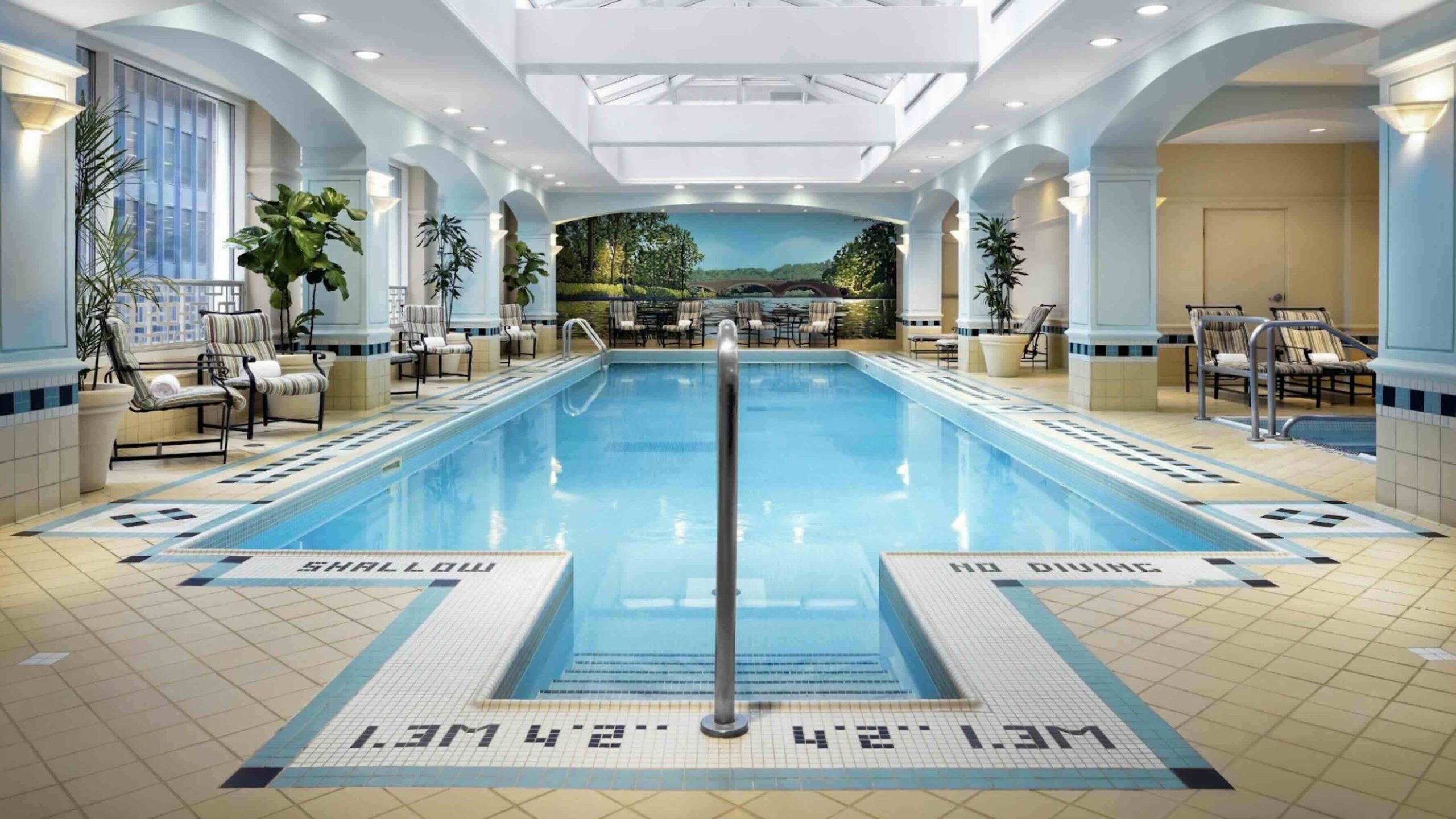 Fairmont Royal York Swimming Pool