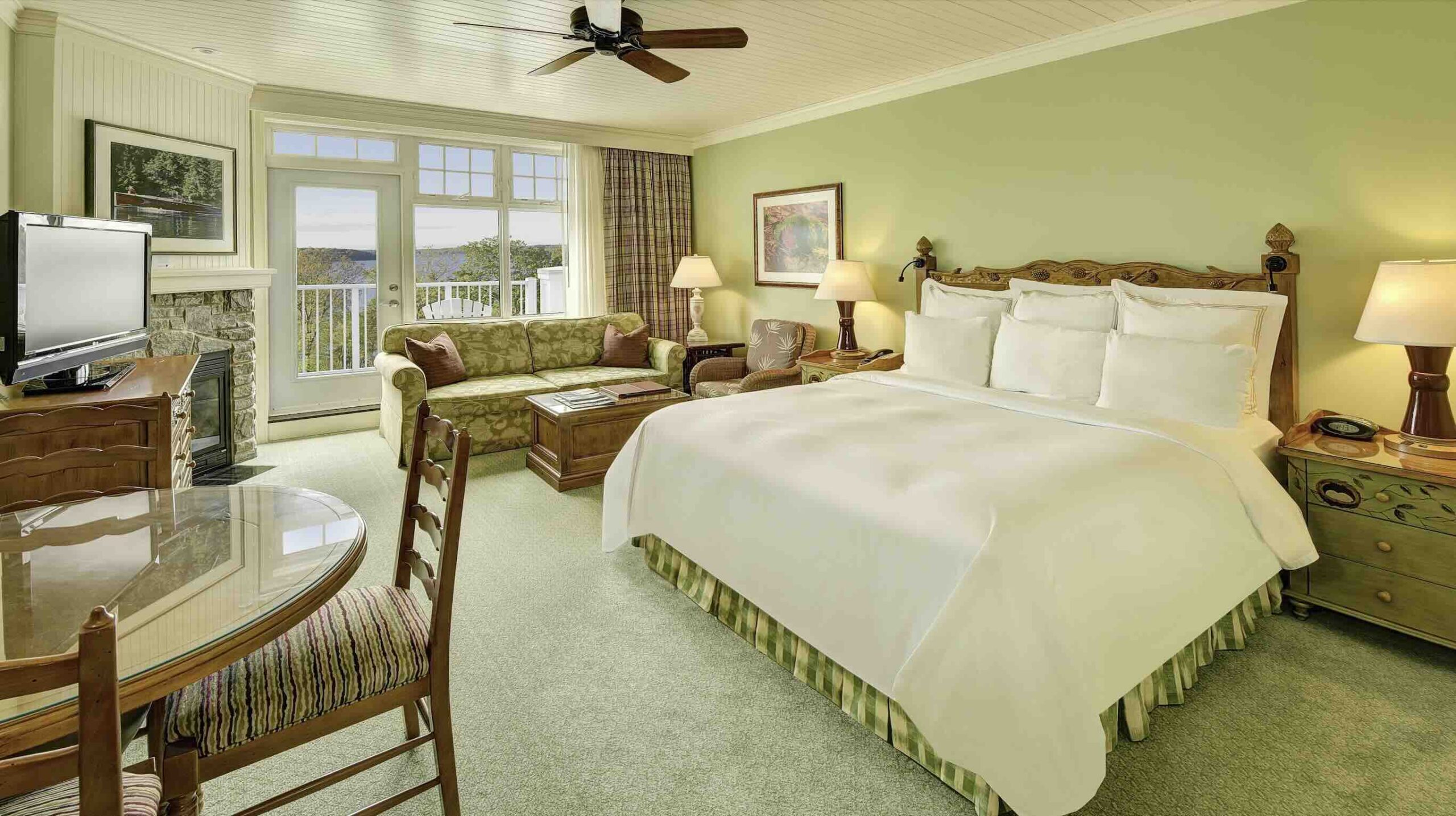 JW Marriott The Rosseau Muskoka Resort & Spa king view bedroom
